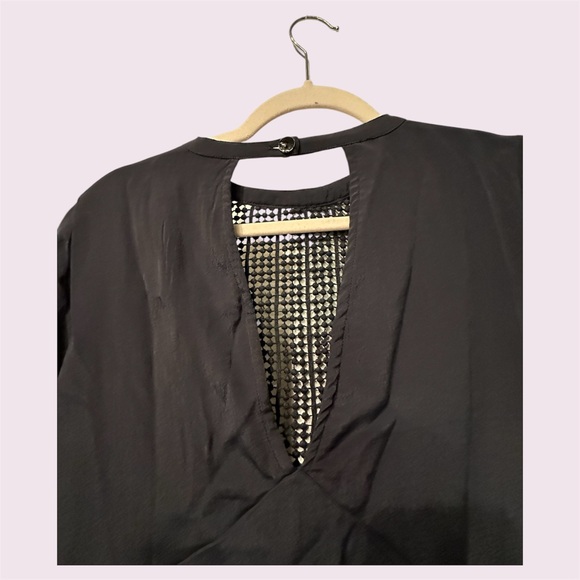 L/S Tunic - Picture 4 of 8